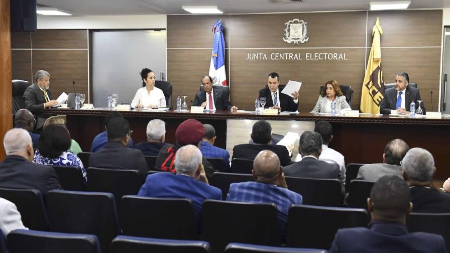 Dany Alcántara Aplaude Suspensión de Restricción a Encuestas Electorales
