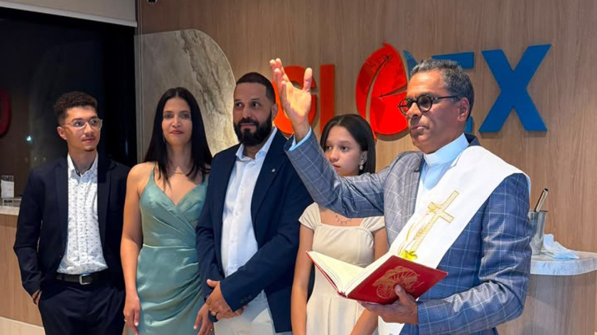 Nuevas Oportunidades Internacionales para Jóvenes Dominicanos con Gloex