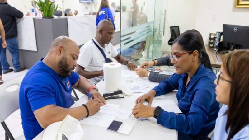 Policías Retirados Reciben Indemnización Millonaria en República Dominicana