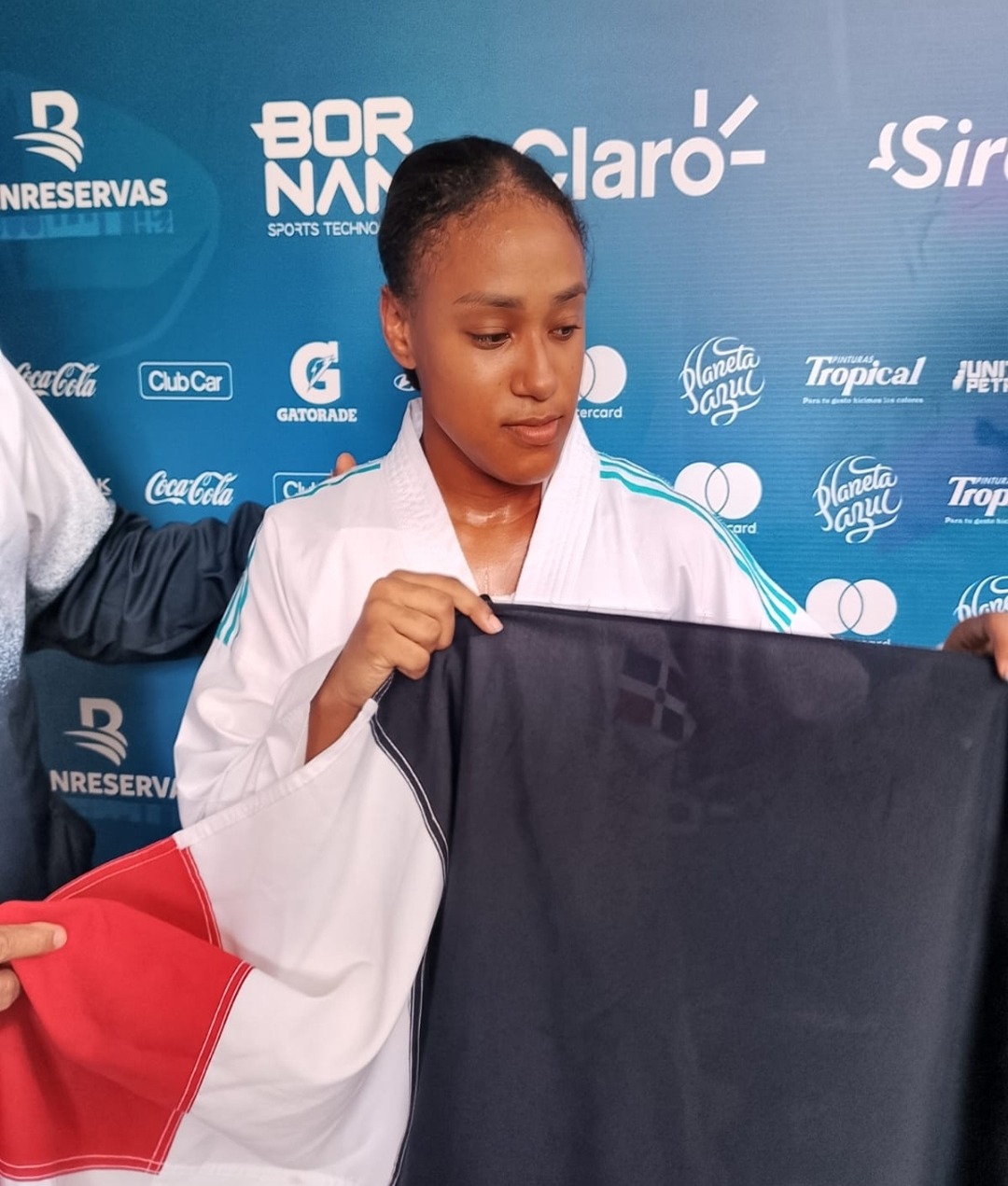 Penélope Polanco Brilla con Oro para RD en Karate