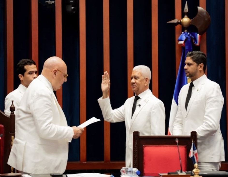 Senado Dominicano Inicia Nuevo Período Legislativo con Juramentación de Directiva