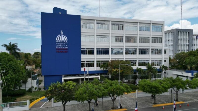 El Día de la Restauración se Mantiene Inamovible: Lunes 17 de Agosto Será Laborable