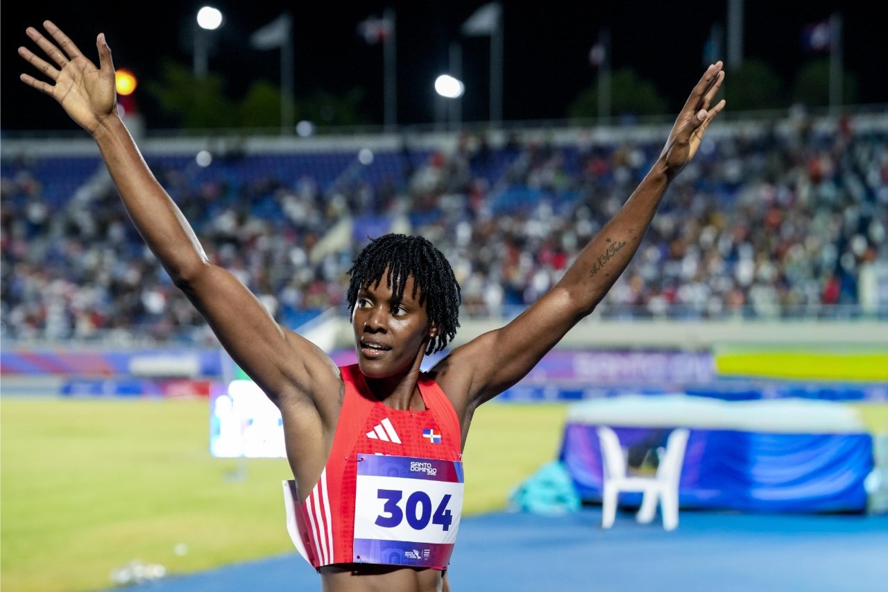 Marileidy Paulino Avanza Triunfante a la Final de los 400 Metros