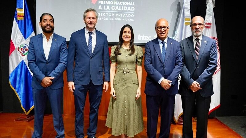 Industriales Dominicanos Optimistas ante Negociaciones Arancelarias con EE. UU.