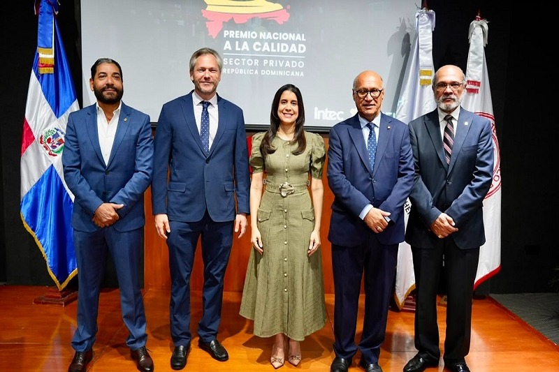 Industriales Dominicanos Optimistas ante Negociaciones Arancelarias con EE. UU.