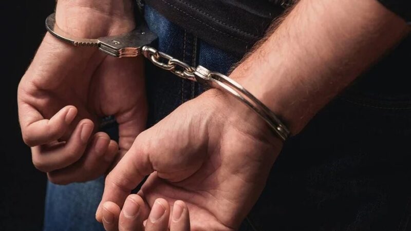 Capturan a ‘El Vico’ y dos hombres en operativos por armas y drogas en San Juan y La Vega