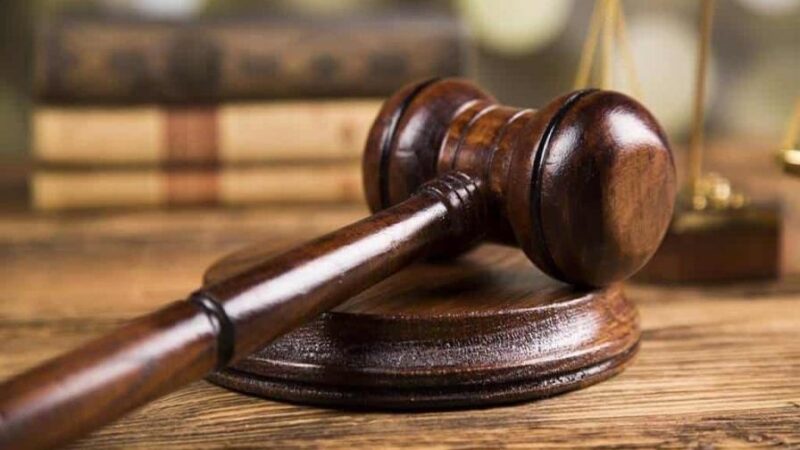 Condenan a Mujer por Estafa en Concurso de Oposición Docente