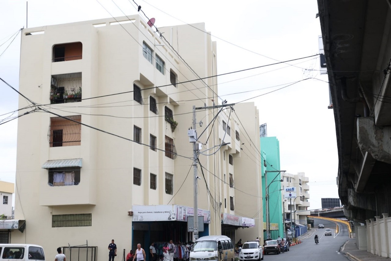 Renovación Urbana: Edificios de Balaguer Revitalizan el Paisaje de Santo Domingo