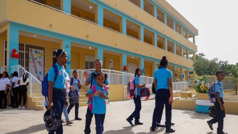Inicio del Año Escolar: Innovación y Enfoque en Aprendizajes