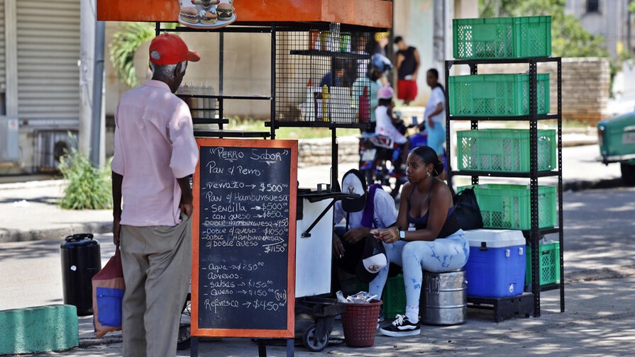 Cuba Enfrenta un Desafiante Cambio Económico en 2026
