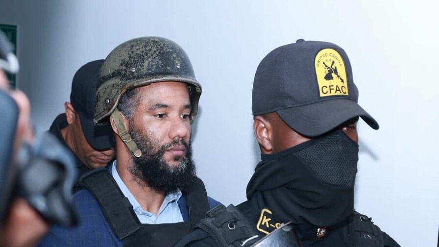 Fiscal Enfrenta Acusaciones de Soborno en Caso de Corrupción