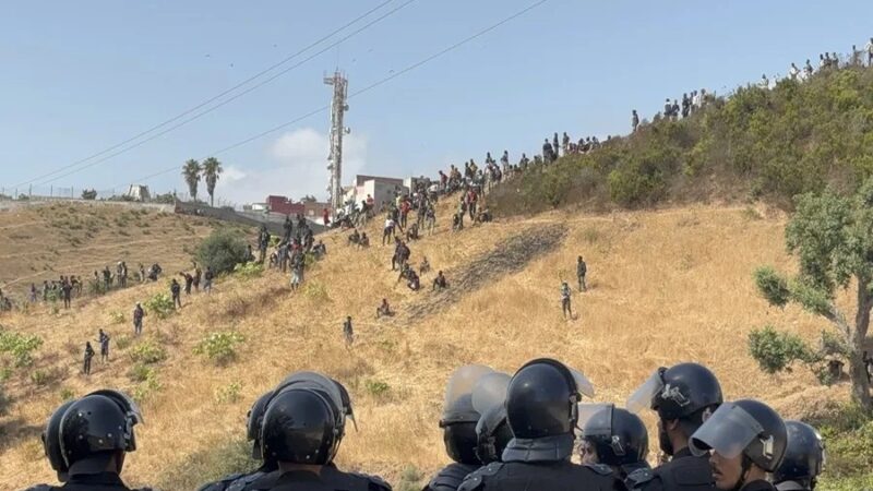 Marruecos Refuerza Seguridad y Detiene a 148 Migrantes en la Frontera con Ceuta