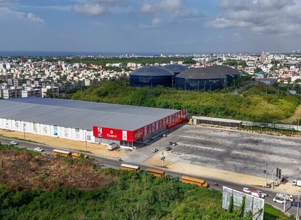 Megatiendas Chinas Redefinen el Comercio en República Dominicana