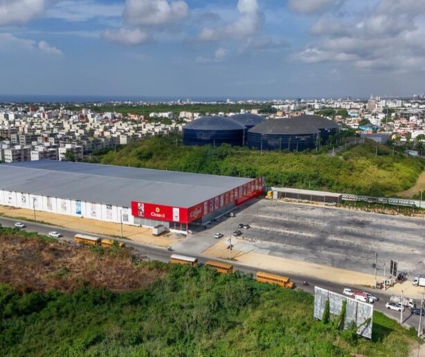 Megatiendas Chinas Redefinen el Comercio en República Dominicana