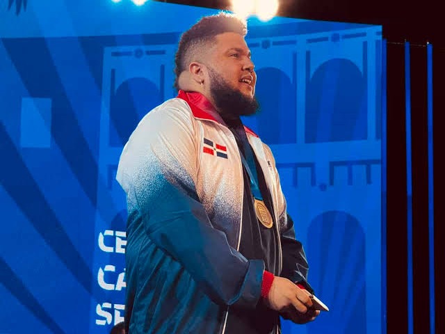 Abinader Elogia a MenaRD por Triunfo Dorado en Street Fighter 6