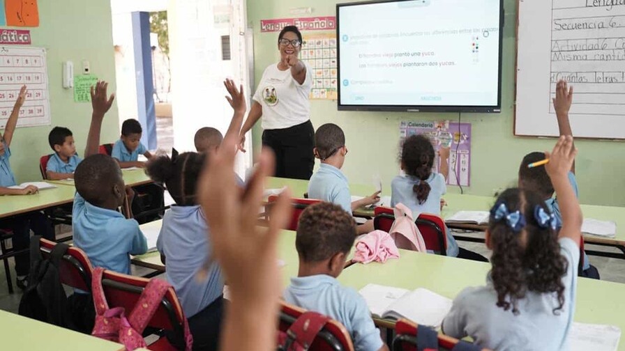 Gobierno Dominicano Beneficia a Más de 400 Mil Familias con el ‘Bono a Mil’