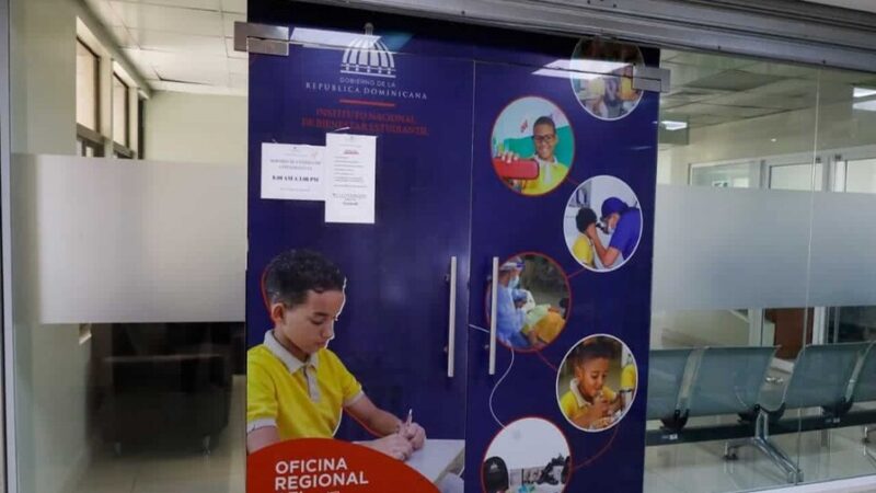 Escuelas de Santiago Rechazan Leche Pasteurizada por Falta de Refrigeración