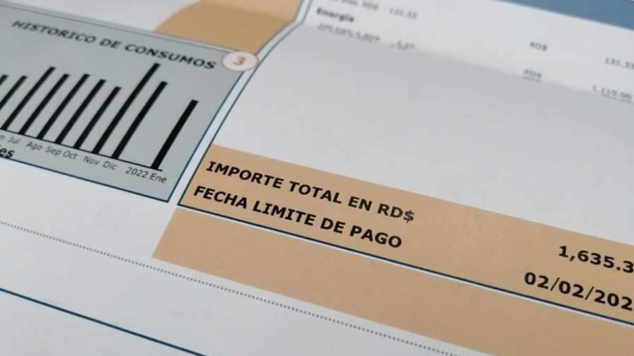 Gobierno Dominicano Propone Reajuste en Tarifa Eléctrica para Enfrentar Déficit
