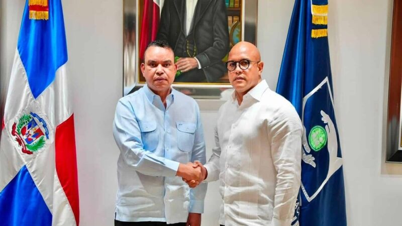 Nuevos Líderes al Frente de Hospitales Clave en la República Dominicana