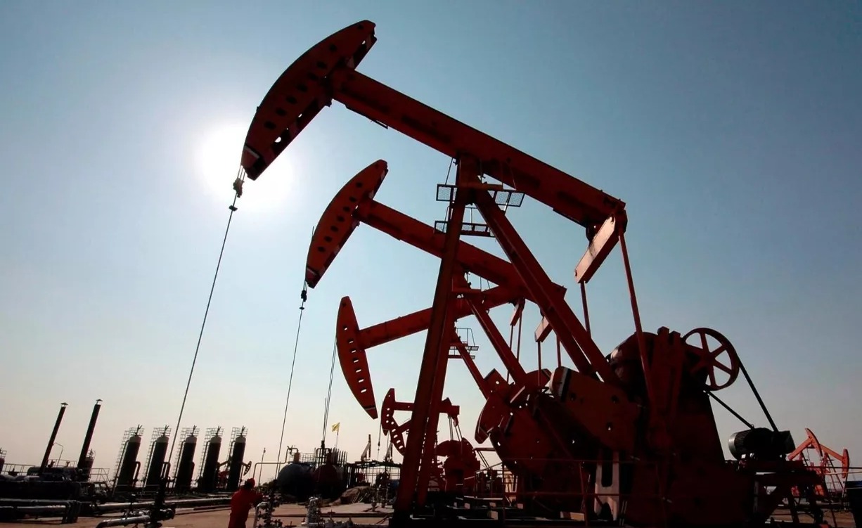 Aumenta el Precio del Petróleo de Texas tras Tensión en el Golfo de Omán