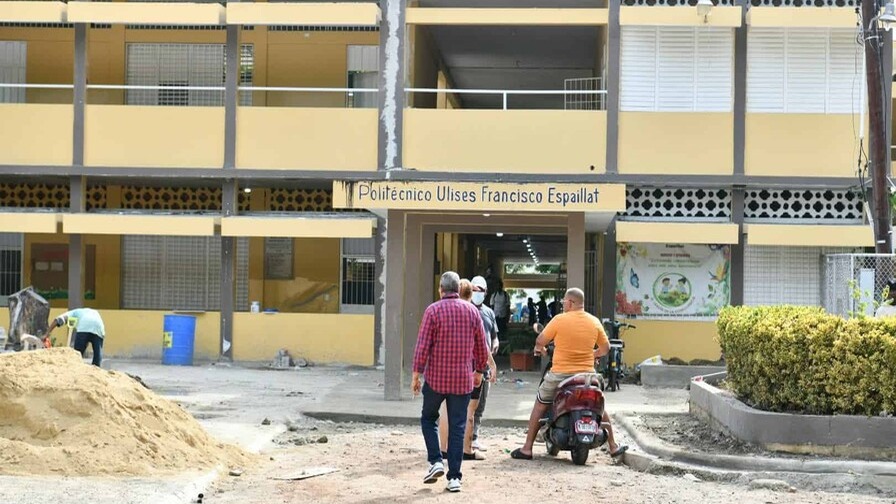 Retraso en el Inicio Escolar en Santiago: Un Llamado a la Acción