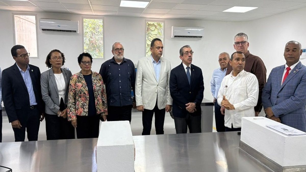 Gobierno Impulsa Modernización de Planta de Lácteos en la UASD con RD$4.7 Millones