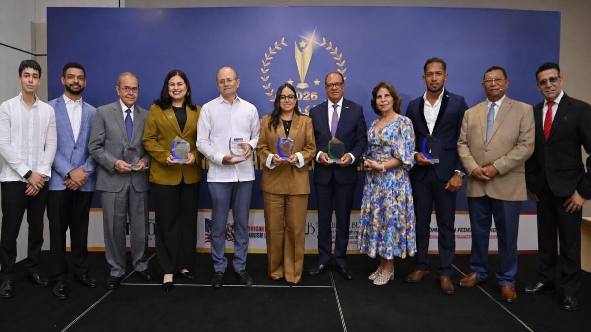 Restaurante Amigos Celebra Cuatro Décadas de Excelencia Gastronómica