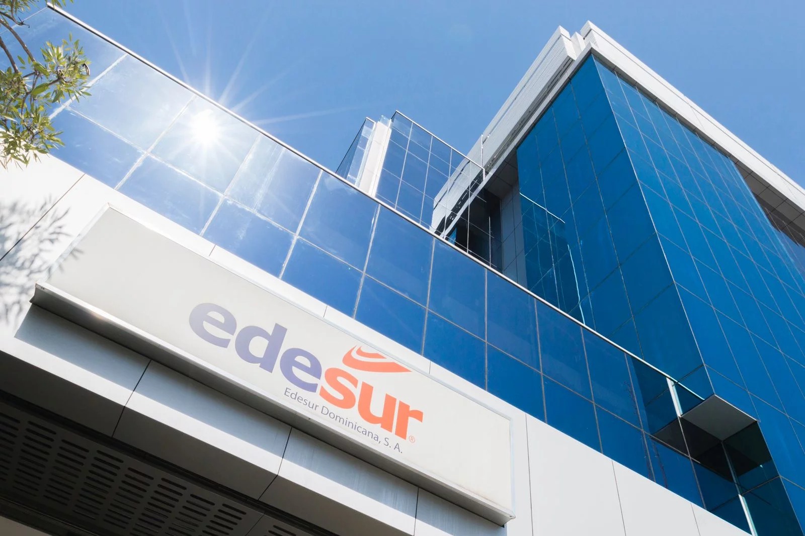 Edesur lanza ambicioso plan de modernización eléctrica en San José de Ocoa