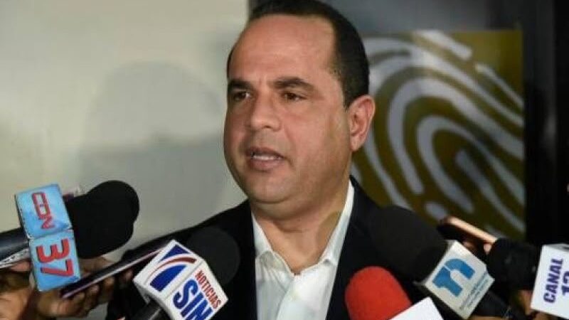 Fuerza del Pueblo Exige a la JCE Mejoras en el Proceso de Renovación de Cédulas