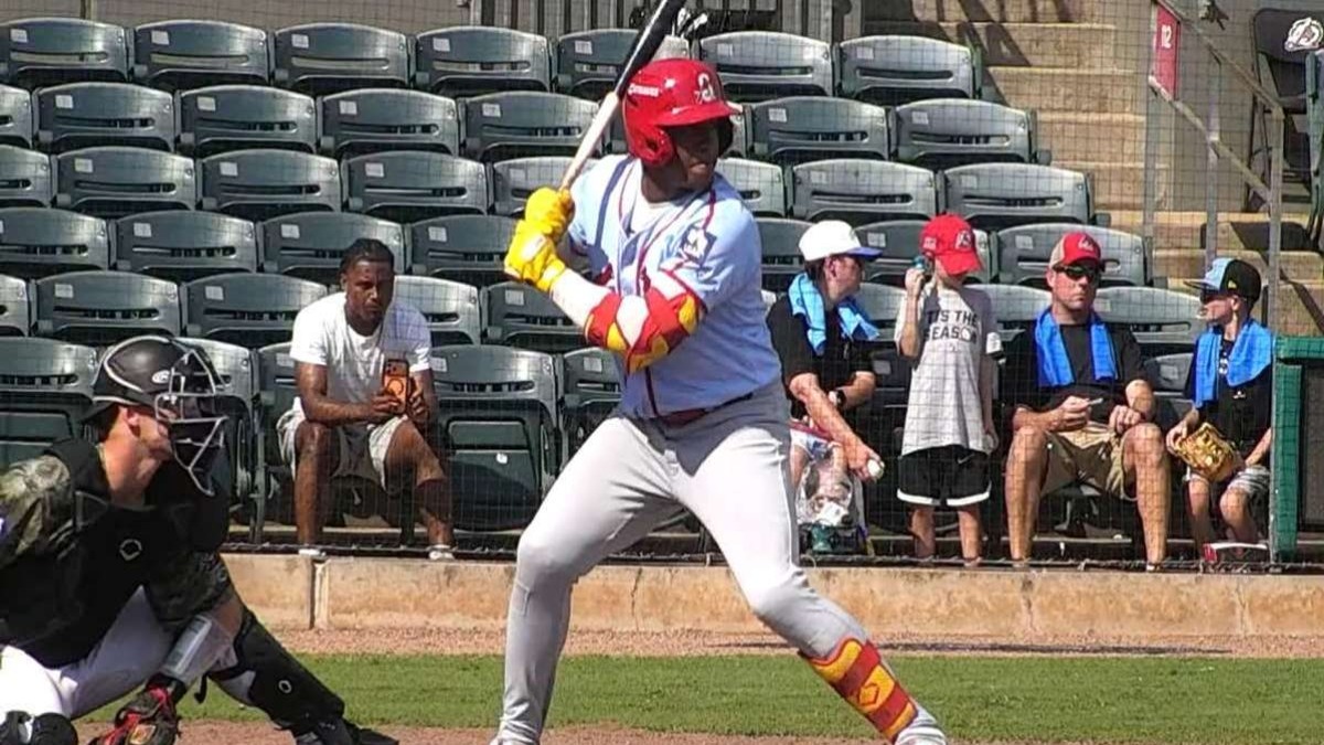 Dominicanos Brillan con Jonrones Consecutivos en Doble-A