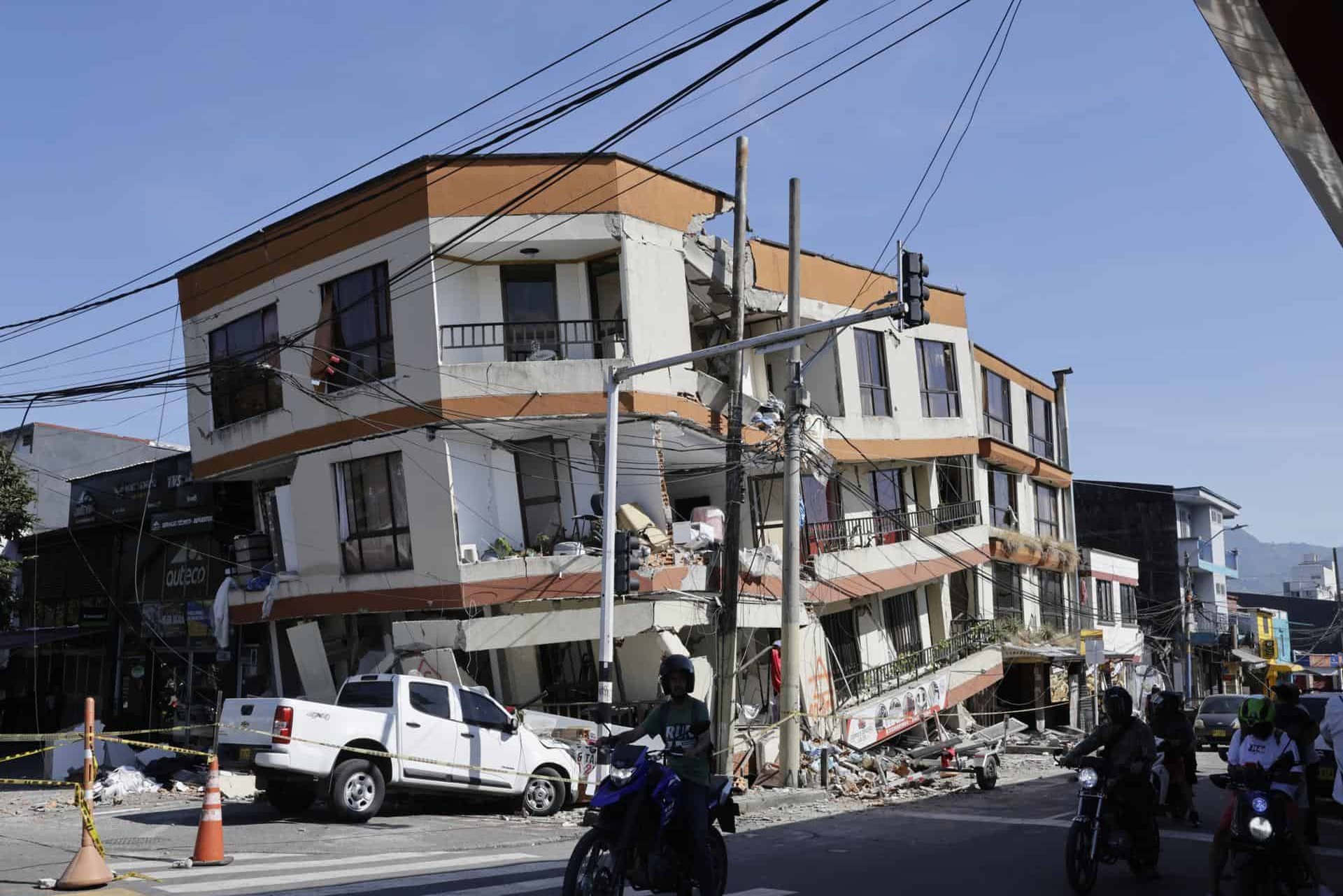 León XIV Envía Ayuda Inicial a Colombia Tras Devastador Terremoto