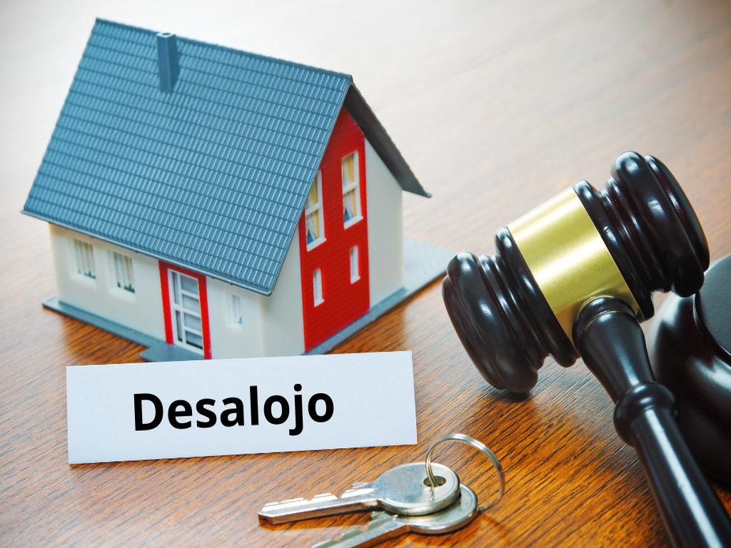 Procedimiento Legal para el Desalojo de Inquilinos por Falta de Pago en República Dominicana