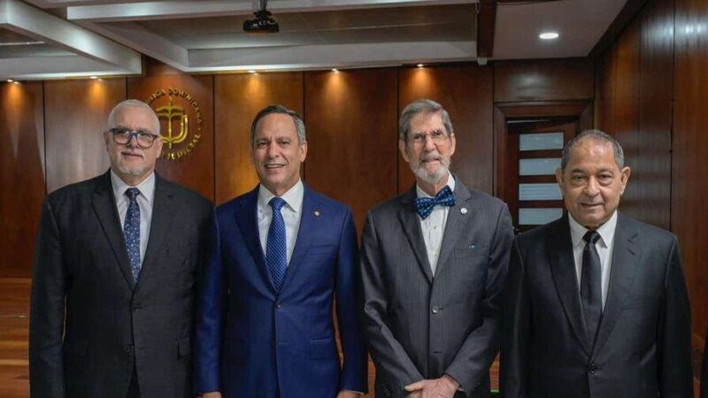 Presentan Diccionario Jurídico Dominicano para Facilitar el Acceso al Derecho