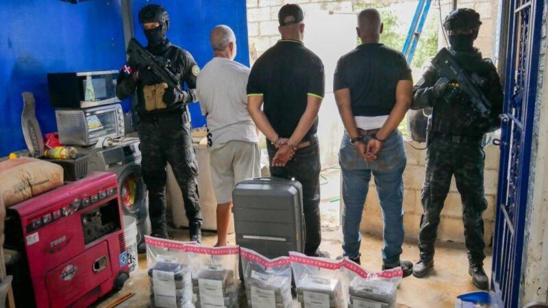 Operativo Antinarcótico en San Pedro de Macorís Decomisa 26 Paquetes de Cocaína