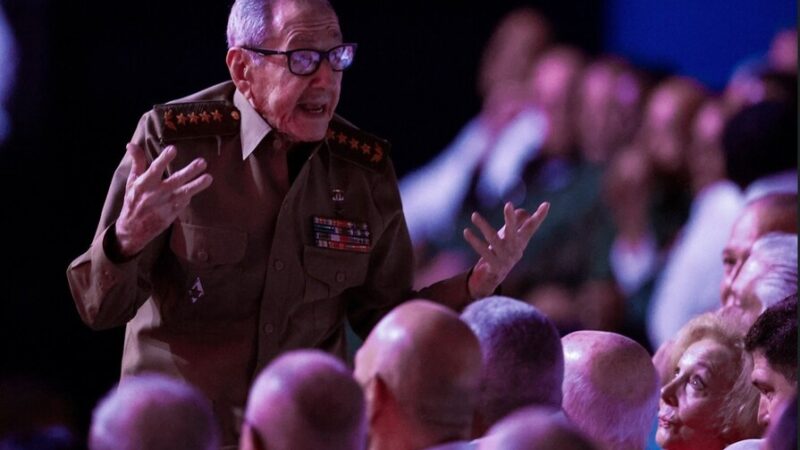 Raúl Castro Resurge en Homenaje a Fidel en La Habana