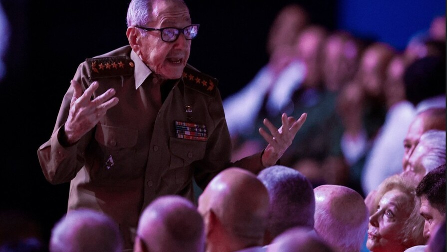 Raúl Castro Resurge en Homenaje a Fidel en La Habana