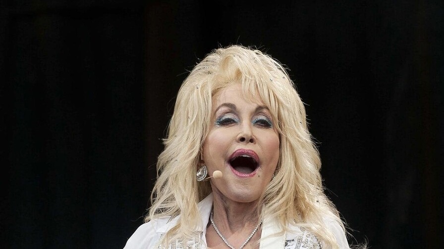 Hollywood Llora la Pérdida de la Inigualable Dolly Parton
