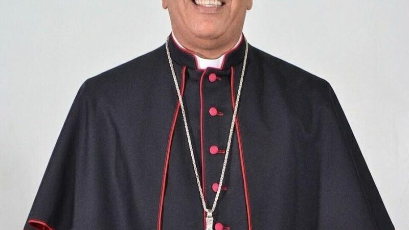 Monseñor Romero Cárdenas asume liderazgo en La Vega con llamado a la unidad