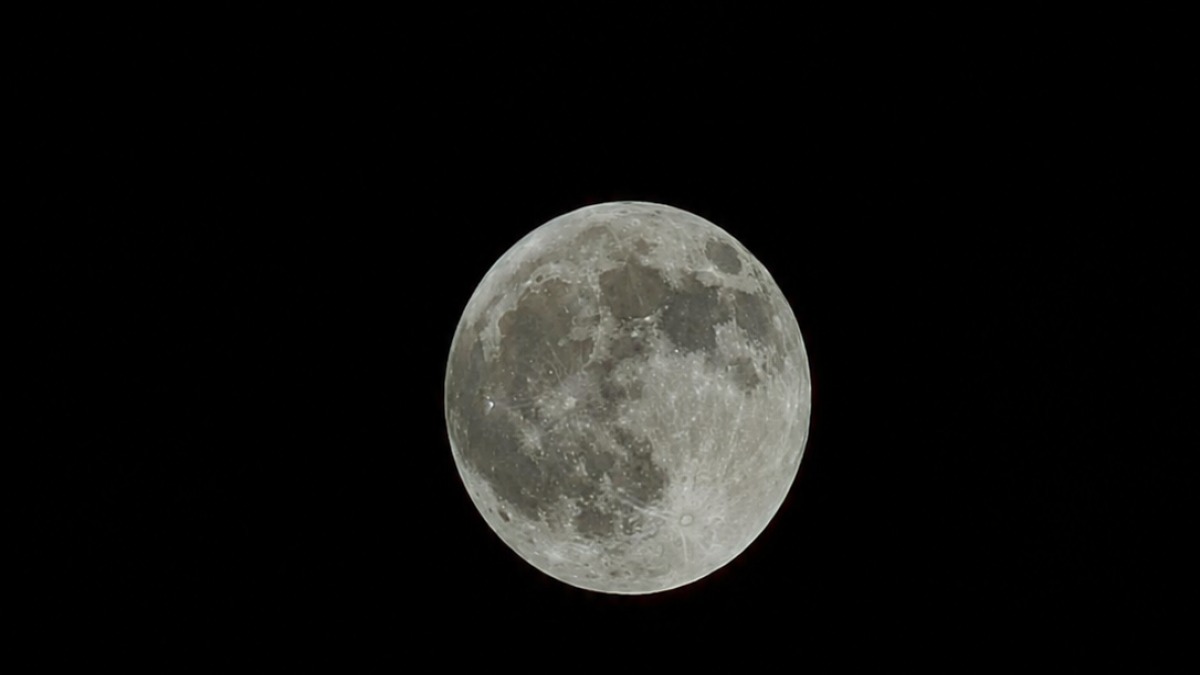 Espectacular Eclipse Lunar Ilumina el Cielo Dominicano Esta Noche