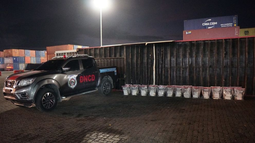 DNCD Confisca 303 Paquetes de Cocaína en Puerto Caucedo