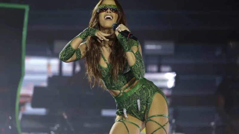 Anitta Revoluciona sus Conciertos con Meditación y Sin Alcohol