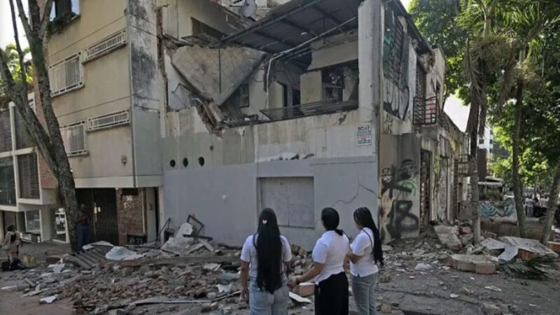 Devastador Terremoto en Colombia Deja 20 Muertos y Destrucción Masiva