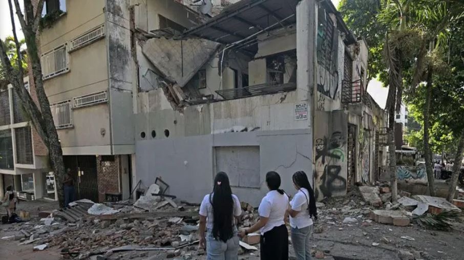 Devastador Terremoto en Colombia Deja 20 Muertos y Destrucción Masiva