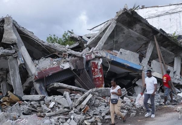 Colombia Sufre Nueva Réplica Sísmica en Zona Afectada por Terremoto