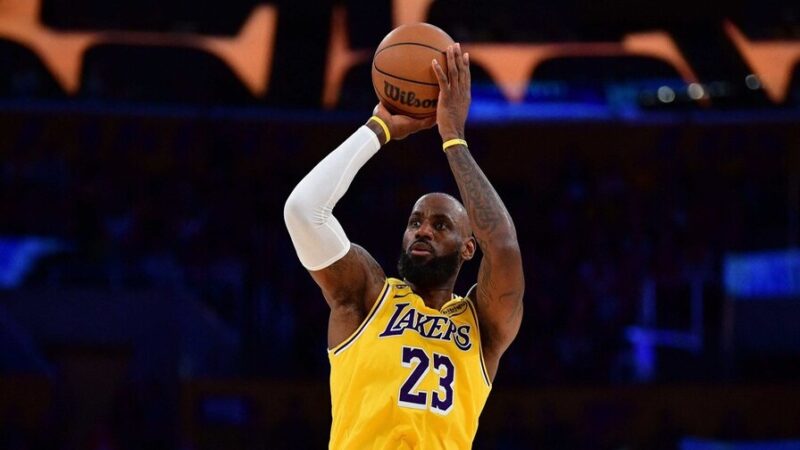 LeBron James: Fuera del Top 10 en NBA 2K27 por Primera Vez desde 2004