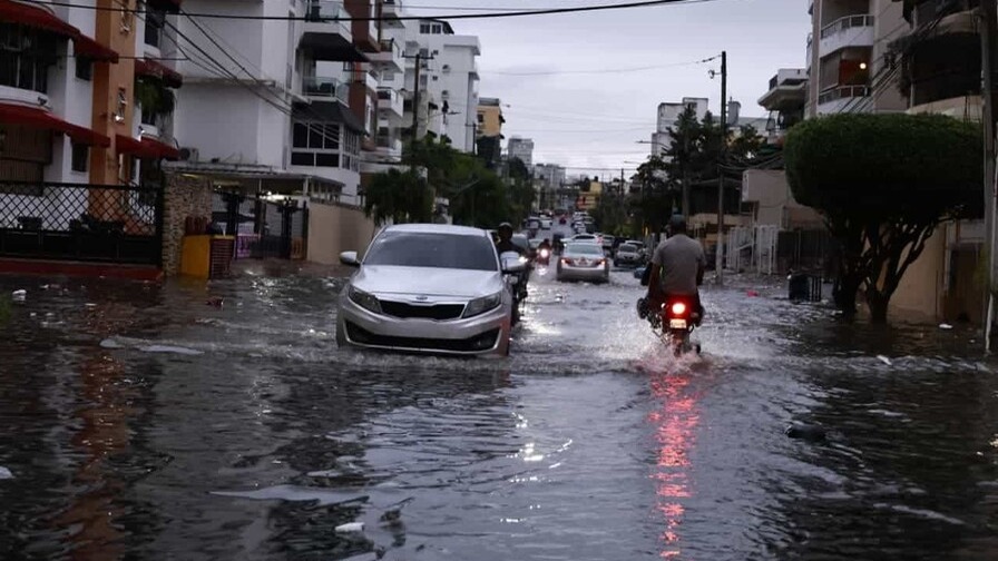 COE Emite Alerta para 17 Provincias por Intensas Lluvias