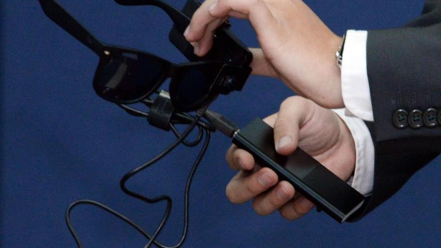 Innovación en Gafas Inteligentes: Un Avance para la Inclusión