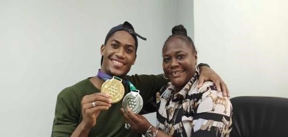 La Inspiradora Historia de Christopher Melenciano: Superando Barreras con Oro