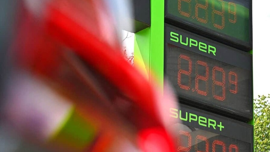 Incremento del Petróleo de Texas a la Espera de Avances en el Estrecho de Ormuz