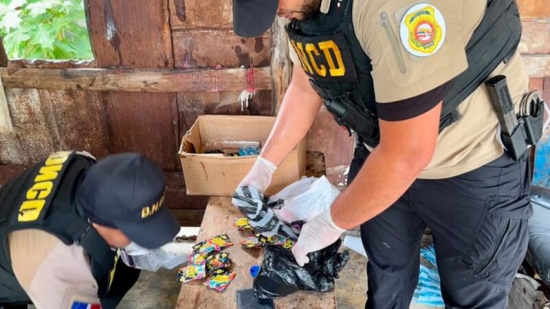 Operativo Antidrogas en Santo Domingo Este Deja 44 Detenidos y Más de 13,000 Gramos Incautados